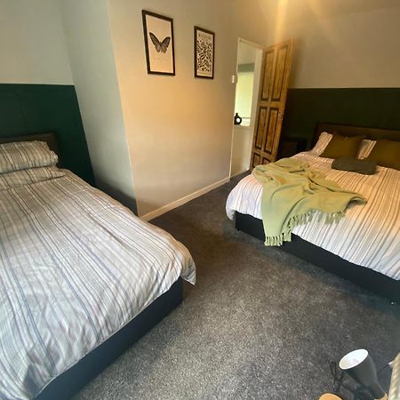 Llwynypia Mountain View Two Bedroom מראה חיצוני תמונה