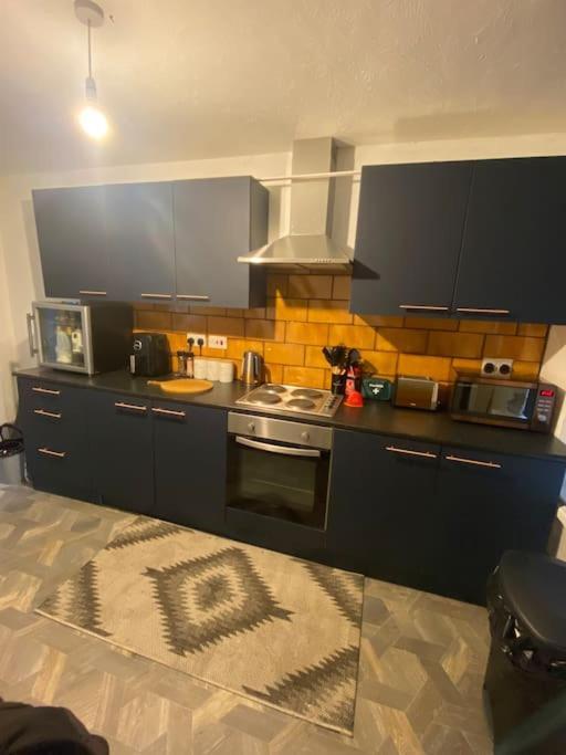 Llwynypia Mountain View Two Bedroom מראה חיצוני תמונה