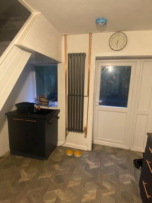 Llwynypia Mountain View Two Bedroom מראה חיצוני תמונה