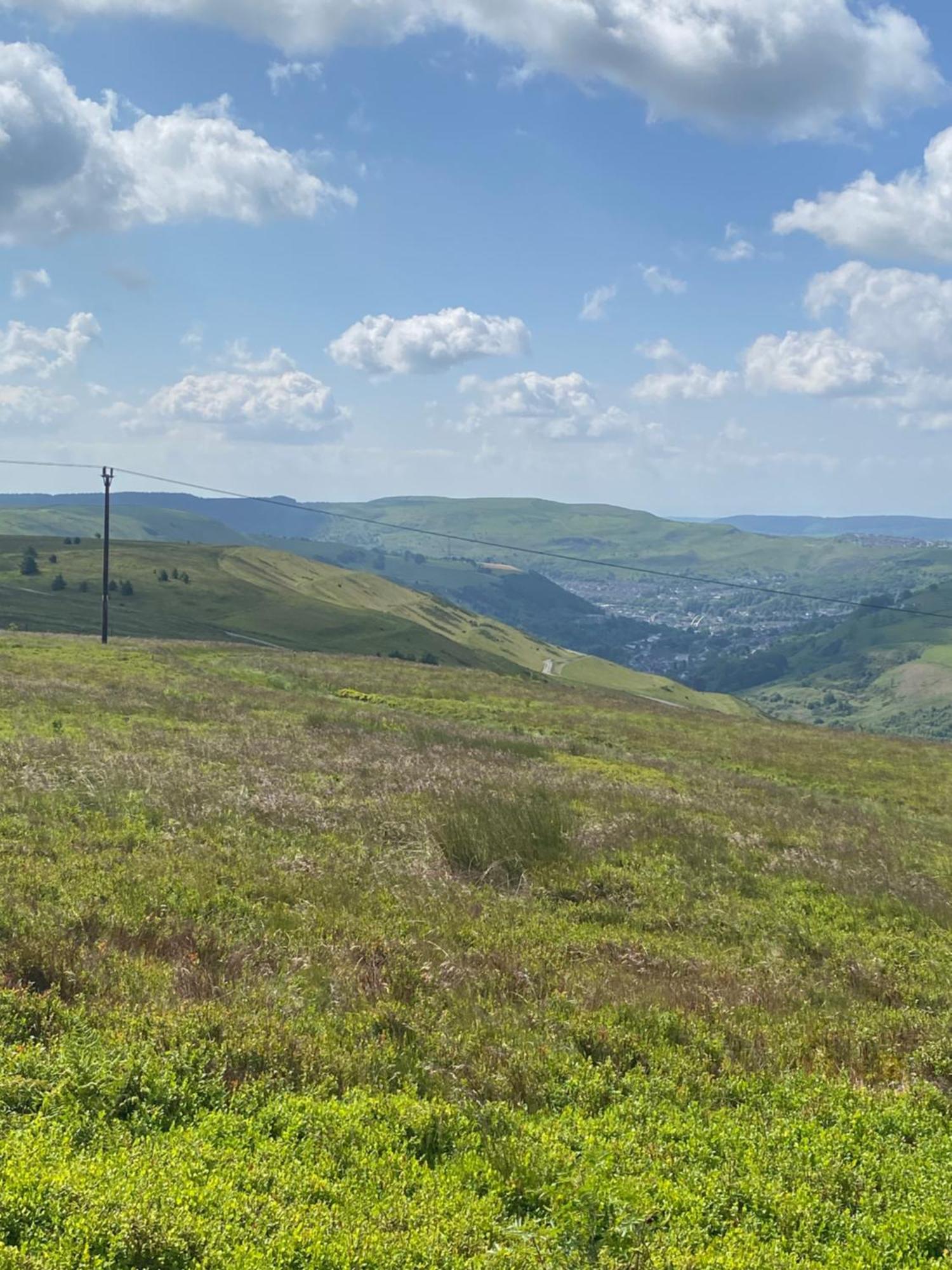 Llwynypia Mountain View Two Bedroom מראה חיצוני תמונה
