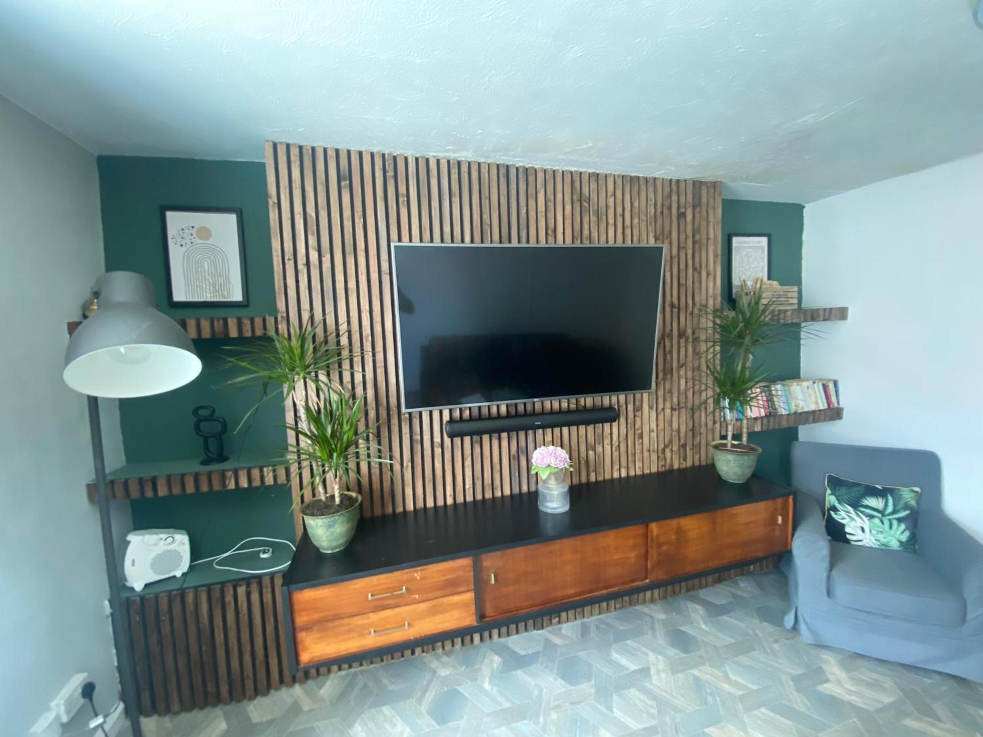 Llwynypia Mountain View Two Bedroom מראה חיצוני תמונה
